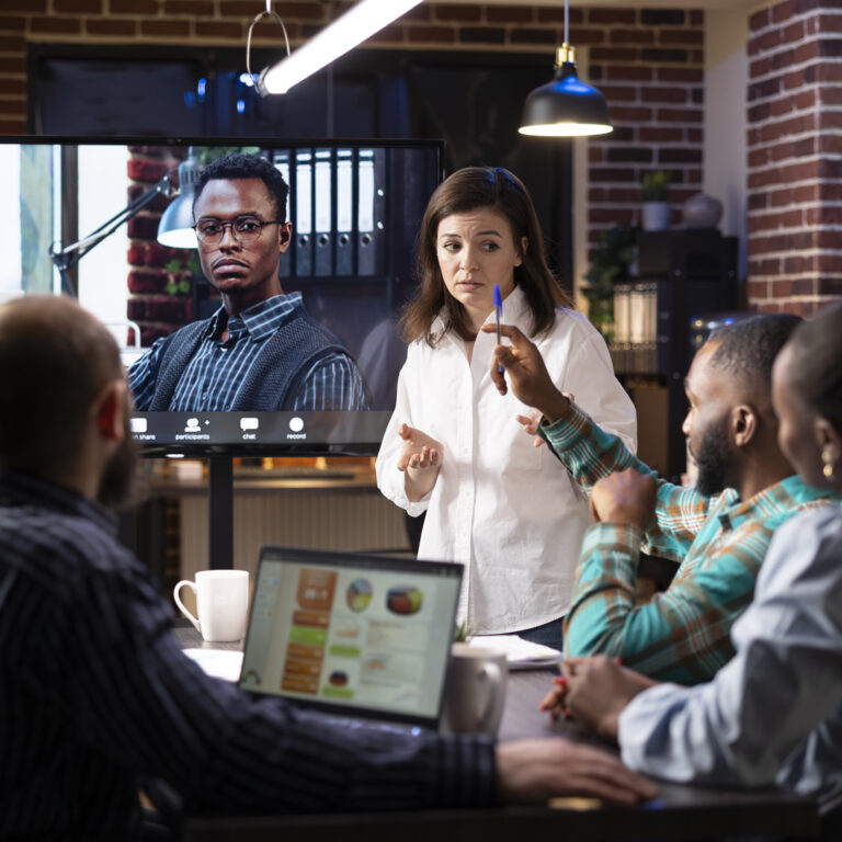 Sistemas audiovisuales y de conferencias